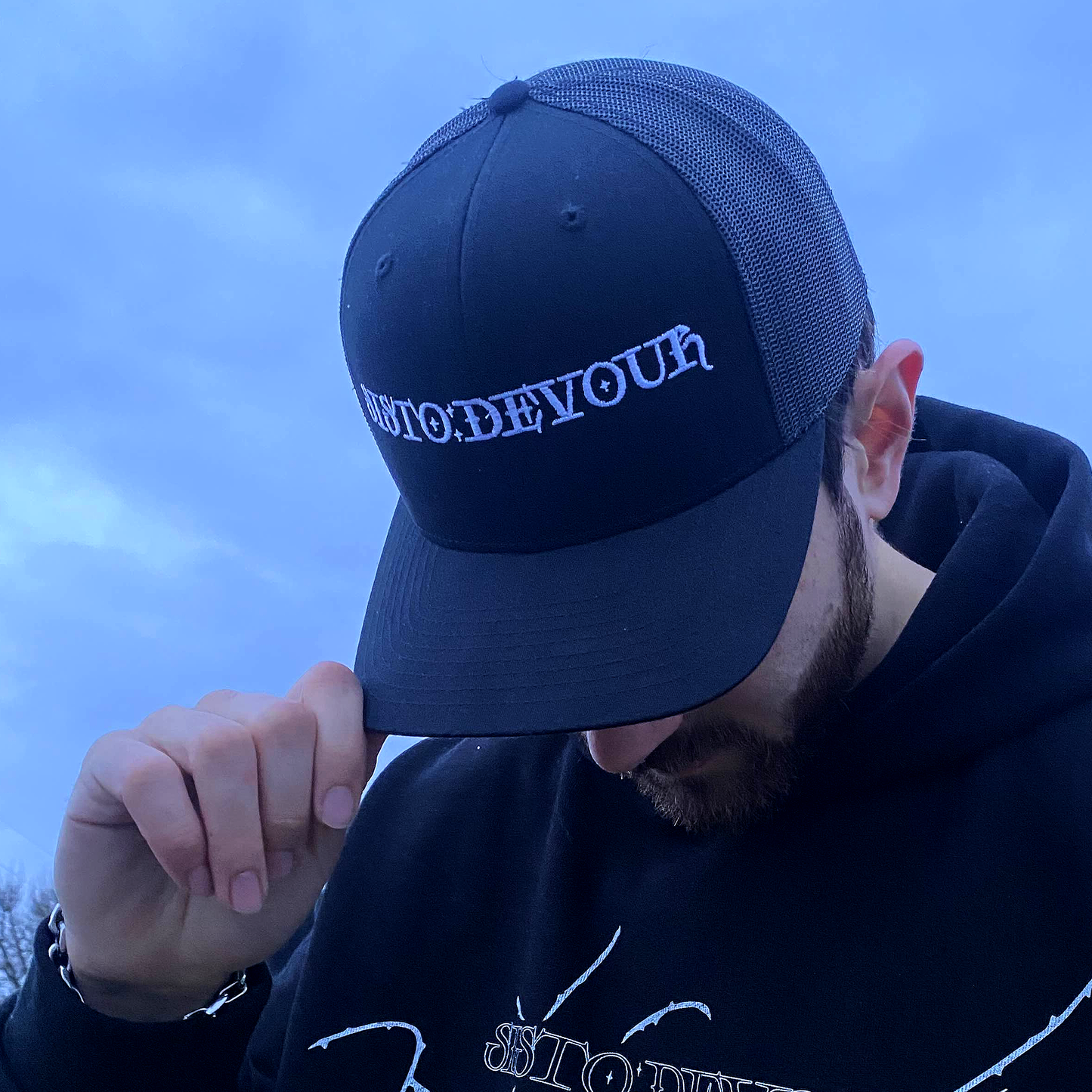 SISTO:DEVOUR TRUCKER HAT